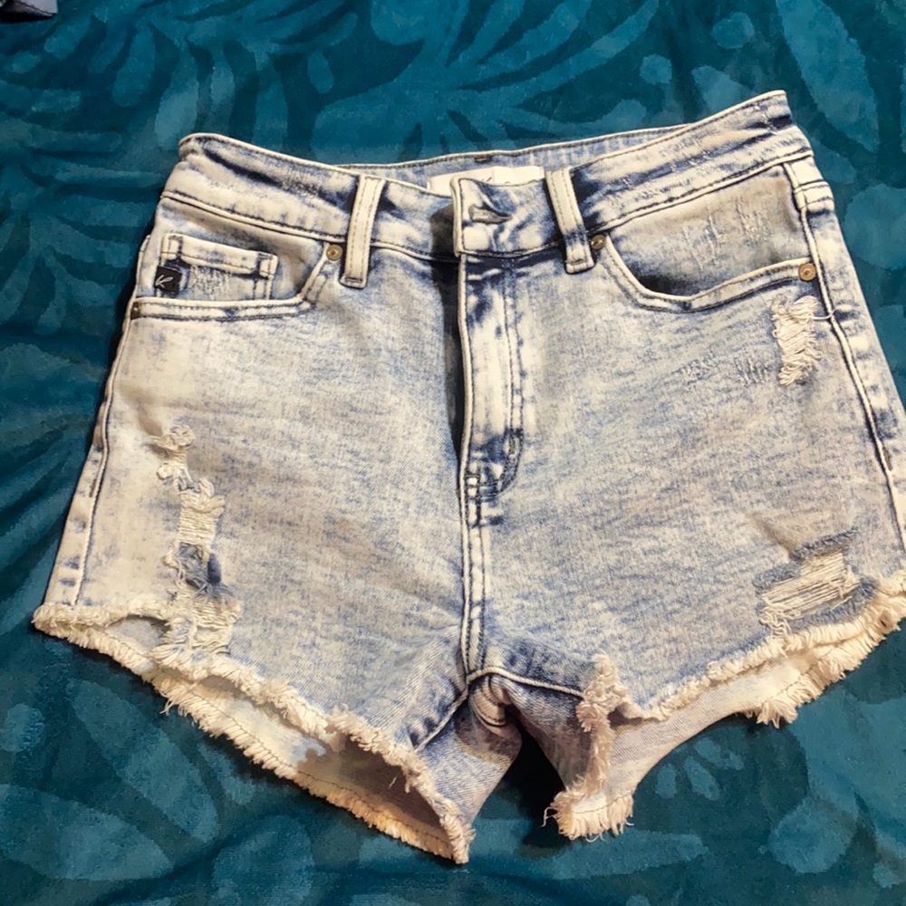 KanCan distressed shorts